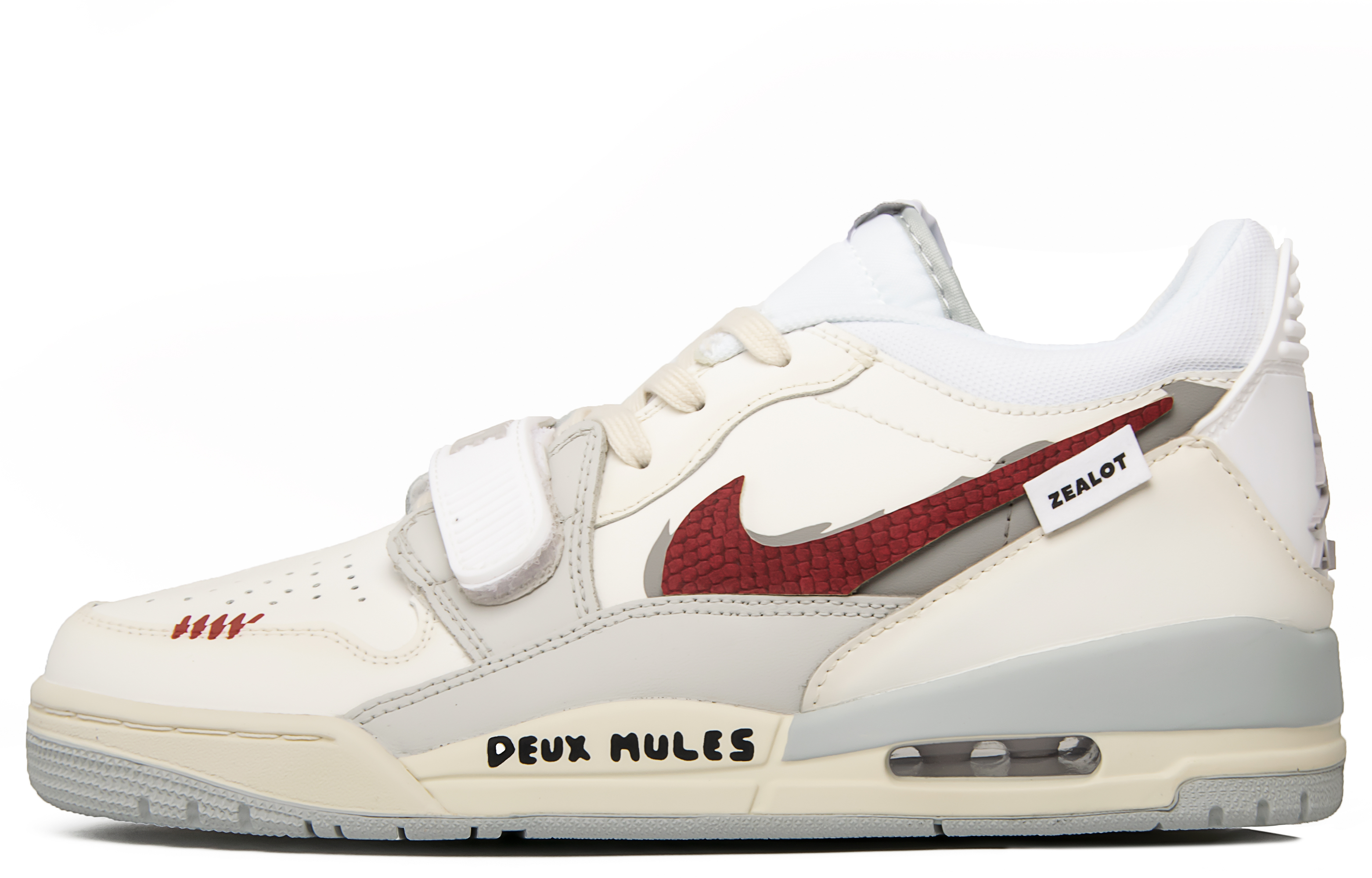 Jordan Баскетбольные кроссовки Legacy 312 Recall с низким верхом, устойчивые к истиранию и скольжению, мужские, бежево-красные
Jordan Баскетбольные кроссовки Legacy 312 Recall с низким верхом, устойчивые к истиранию и скольжению, мужские, бежево-красные