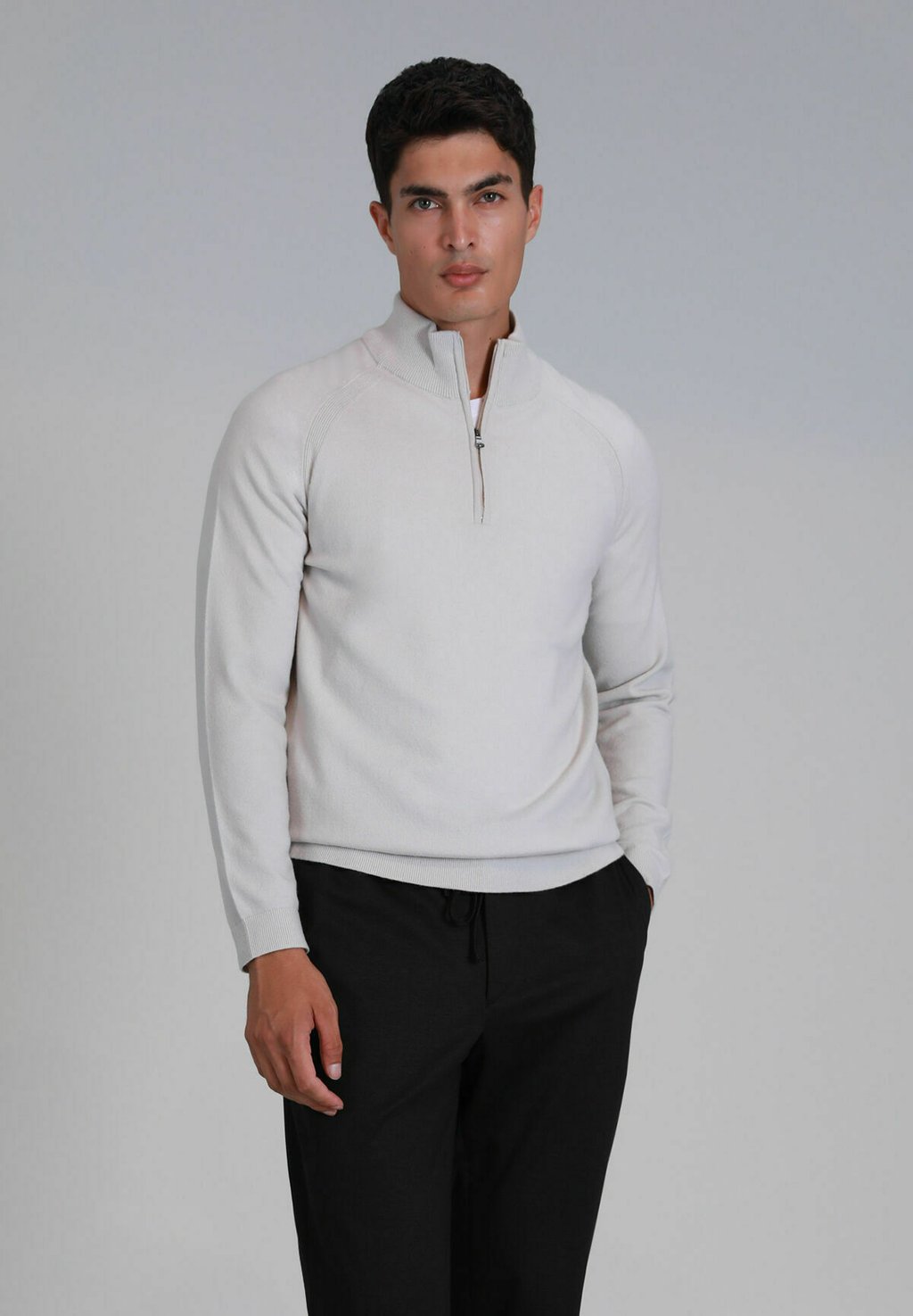 Джемпер Lufian, бежевый
Джемпер Lufian, бежевый