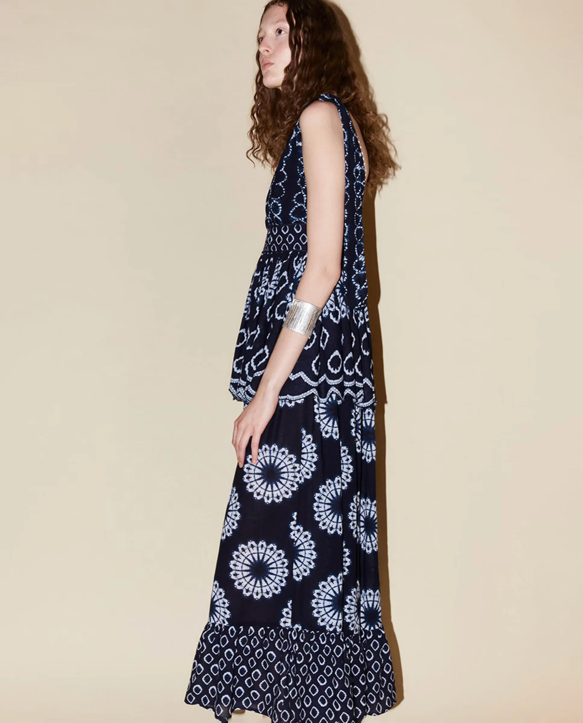 Платье-пеплум с эффектом тай-дай Sfera, темно-синий
Платье-пеплум с эффектом тай-дай Sfera, темно-синий