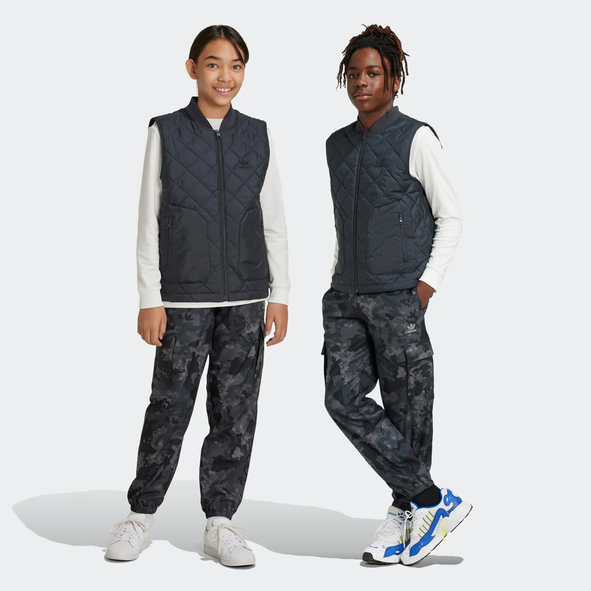 Спортивные брюки adidas Originals «CARGO PANTS», (1 шт.), цвет Carbon / Multicolor
Спортивные брюки adidas Originals «CARGO PANTS», (1 шт.), цвет Carbon / Multicolor
