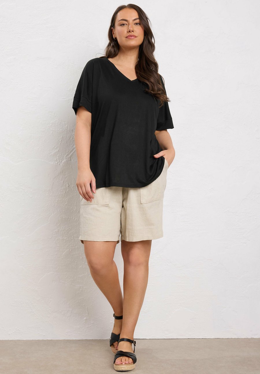 Футболка Evans 2 PACK V-NECK , Black/Anthracite, Черный, Футболка Evans 2 PACK V-NECK , Black/Anthracite
Футболка Evans 2 PACK V-NECK , Black/Anthracite, Черный, Футболка Evans 2 PACK V-NECK , Black/Anthracite