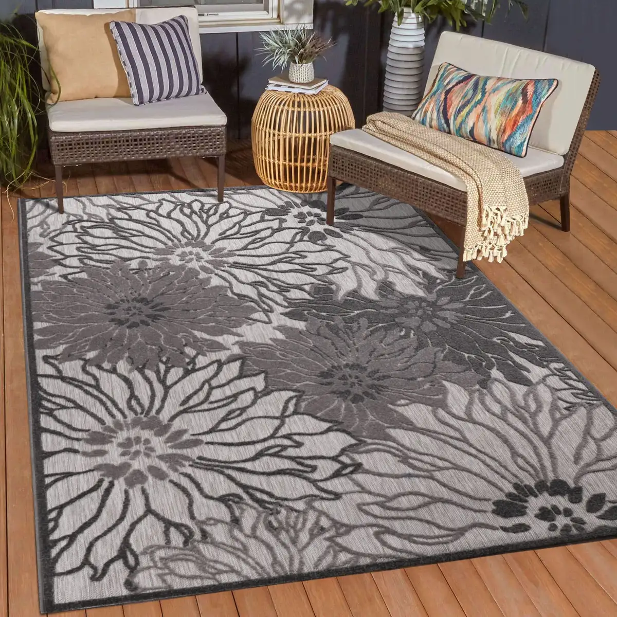 Ковер Sanat "Floral 2 Outdoor", прямоугольный, подходит для внутреннего и наружного использования 200х290 см, серый
Ковер Sanat "Floral 2 Outdoor", прямоугольный, подходит для внутреннего и наружного использования 200х290 см, серый