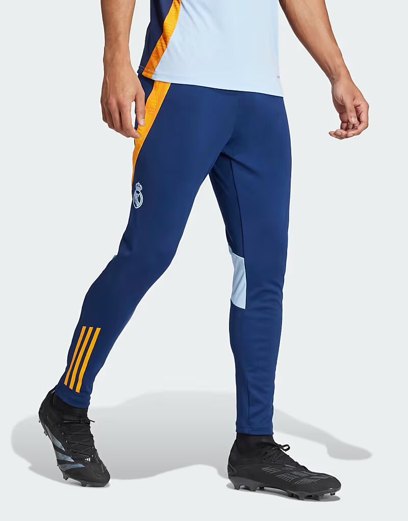 Тренировочные брюки Adidas performance Real Madrid Tiro 24 Competition в цвете team navy blue 2 / crew orange
Тренировочные брюки Adidas performance Real Madrid Tiro 24 Competition в цвете team navy blue 2 / crew orange