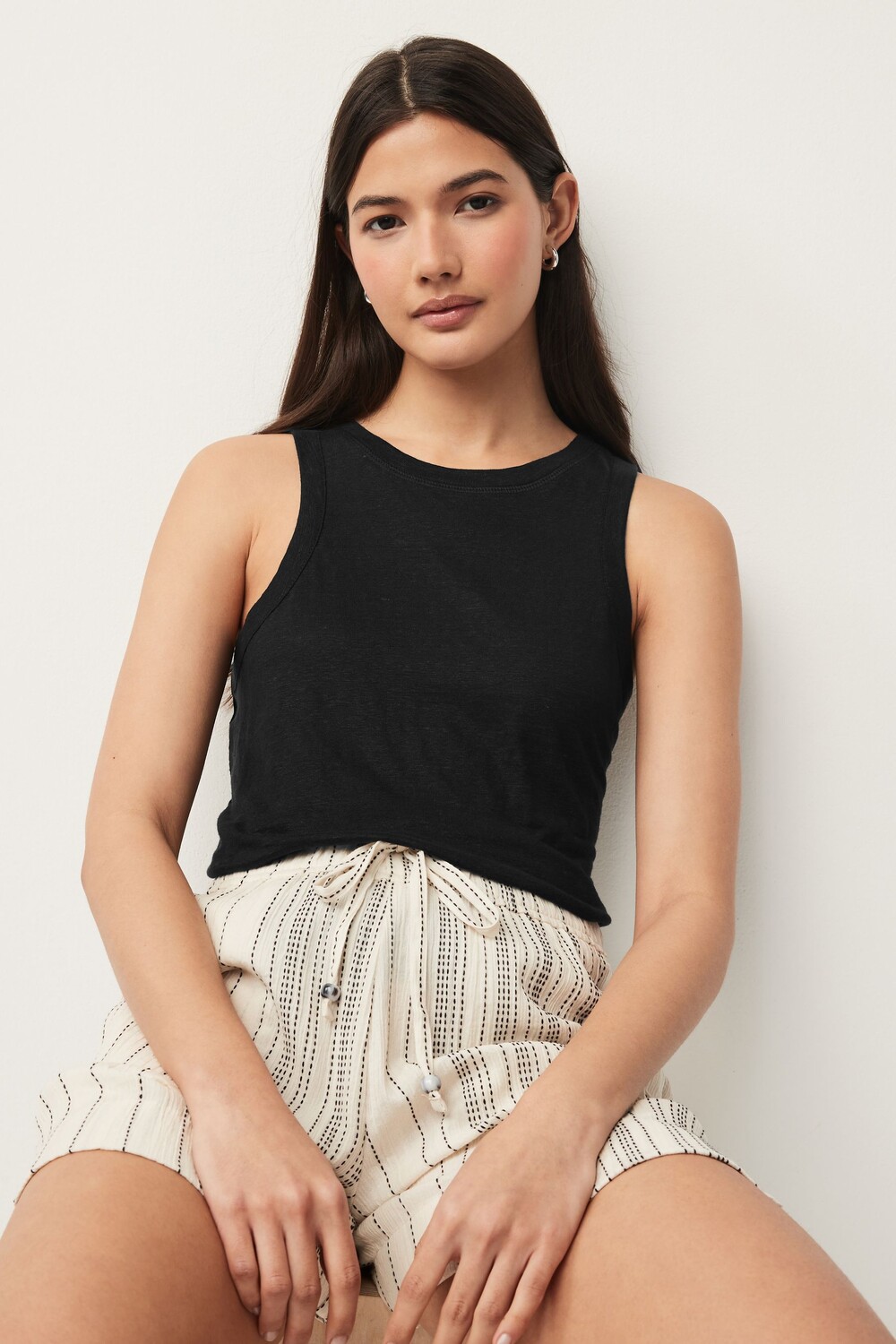 Легкий жилет с круглым вырезом из 100% льна Next, черный
Легкий жилет с круглым вырезом из 100% льна Next, черный