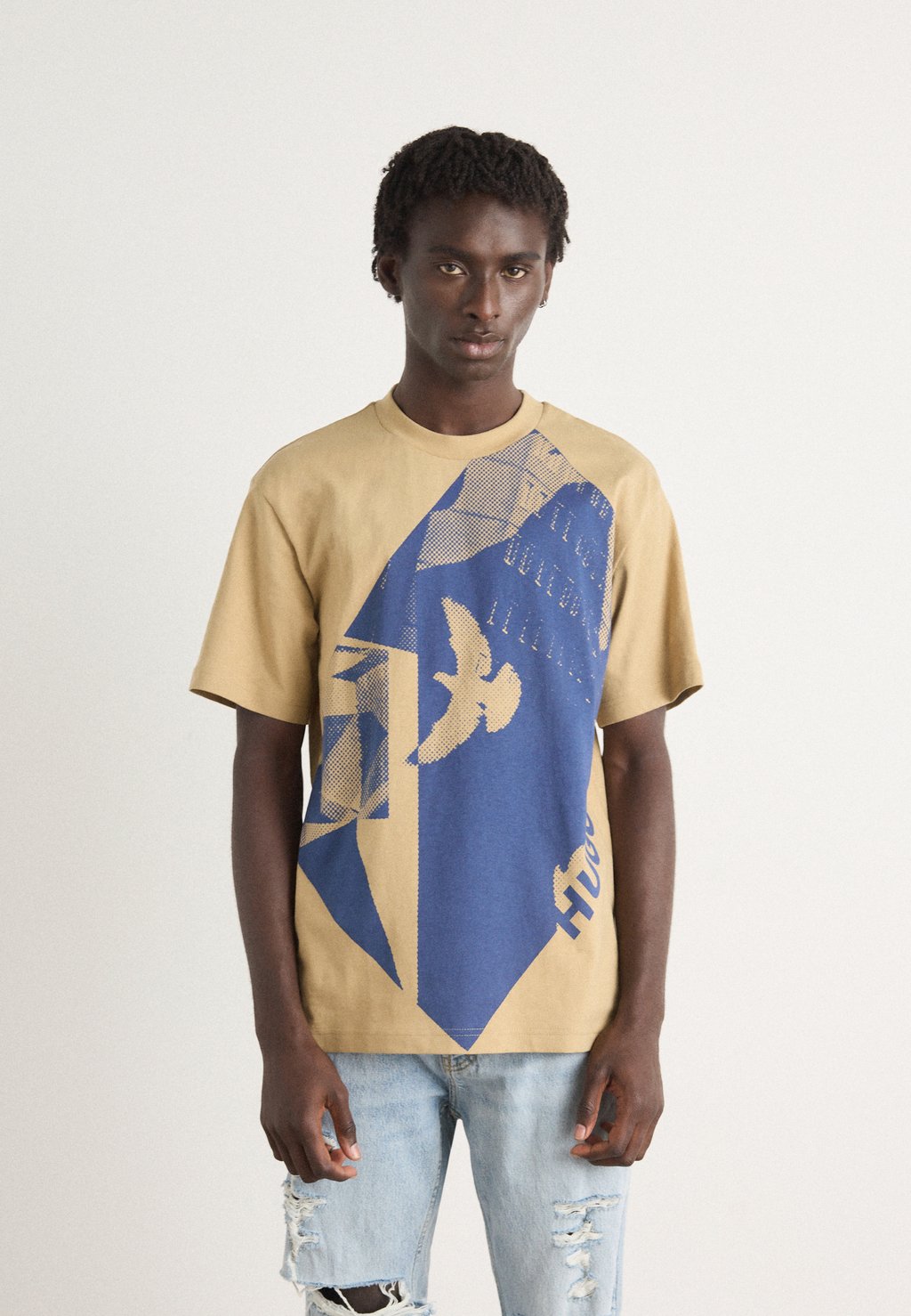 Рубашка с принтом DIDOVE HUGO, бежевый
Рубашка с принтом DIDOVE HUGO, бежевый