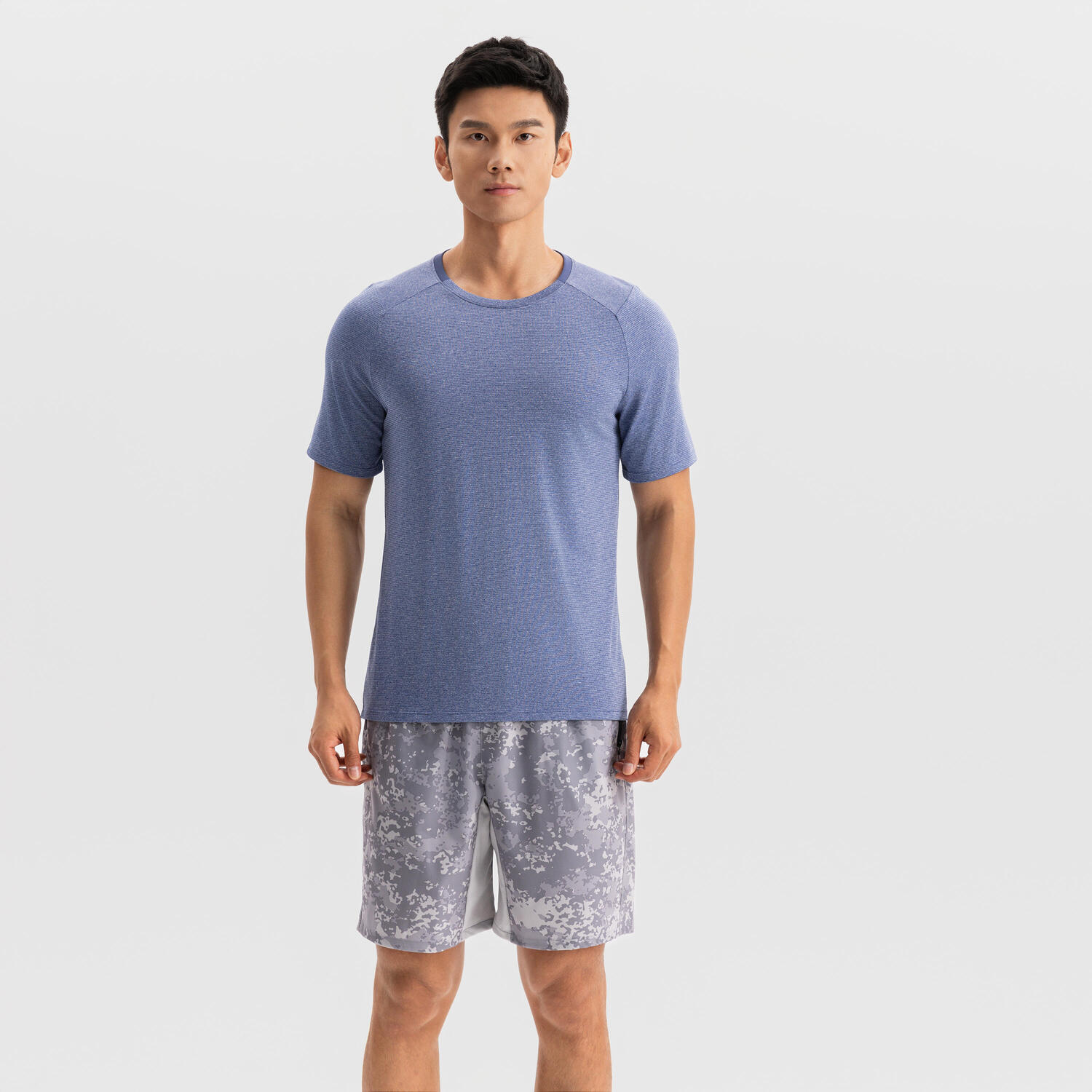 Мужская мягкая тренировочная футболка Domyos 500 с вентиляцией 
Мужская мягкая тренировочная футболка Domyos 500 с вентиляцией