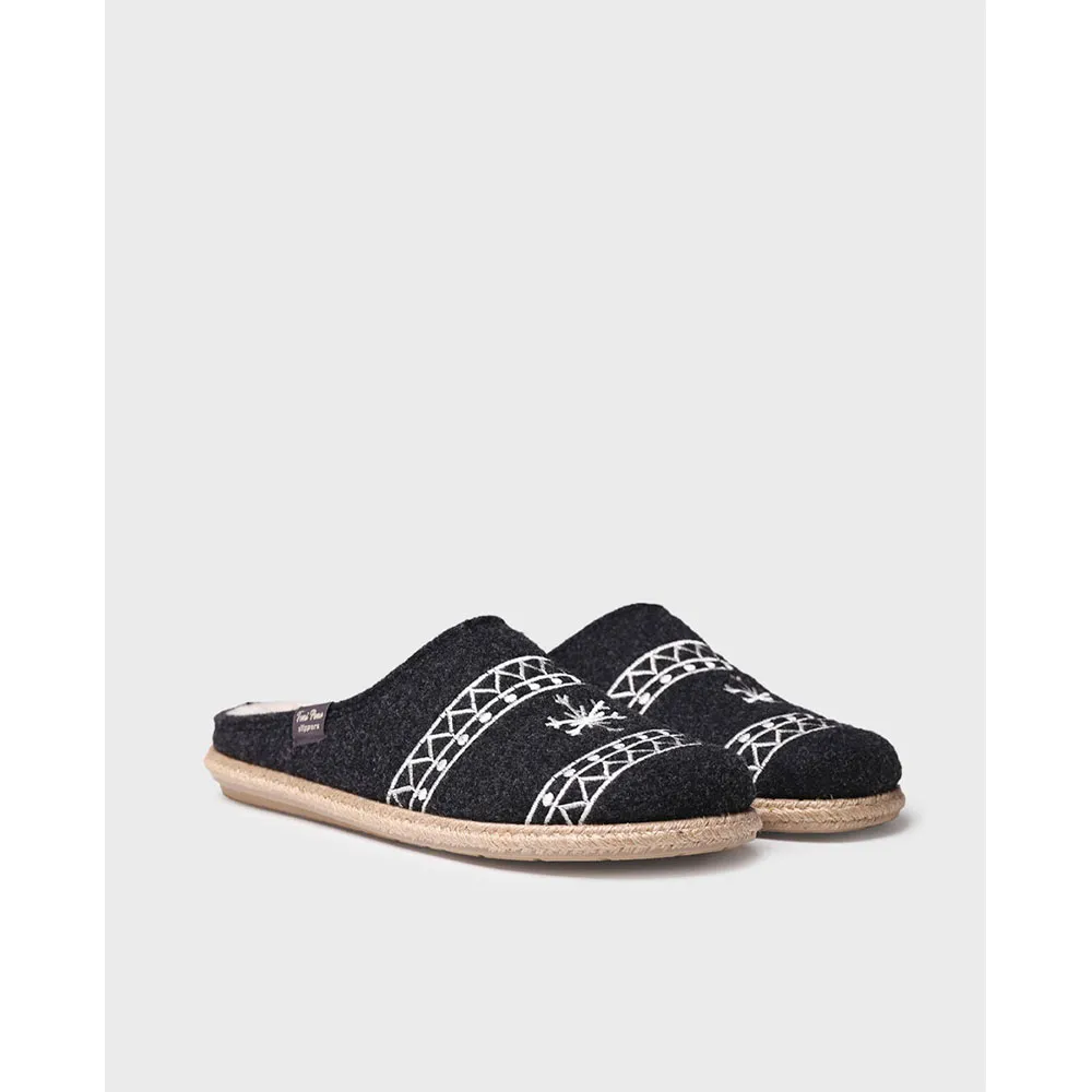 Тапочки Toni Pons Tobi-Ef, черный
Тапочки Toni Pons Tobi-Ef, черный