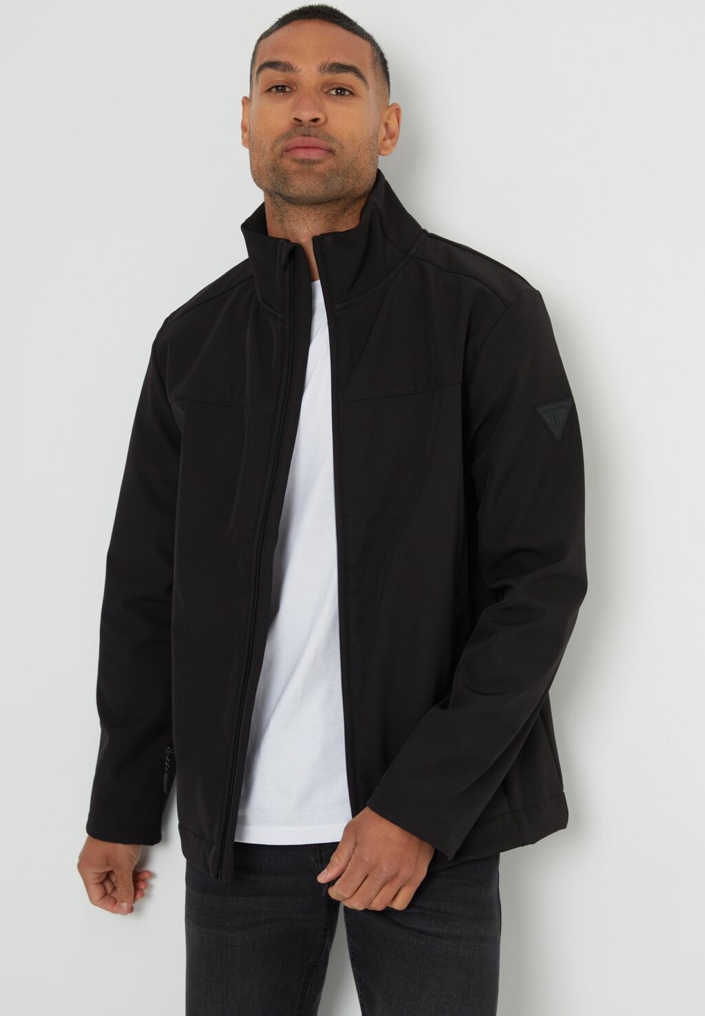 Легкая куртка JESTER Threadbare, черный
Легкая куртка JESTER Threadbare, черный