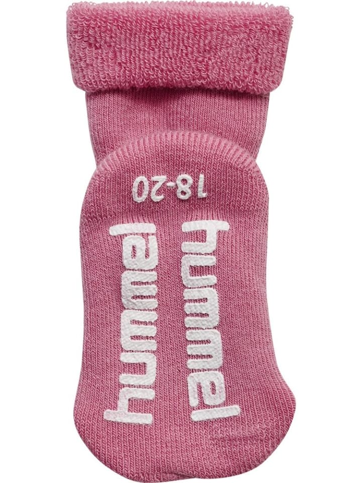 Hummel Детские носки "Мини-носки с противоскользящим покрытием, набор из 3 пар" розового цвета
Hummel Детские носки "Мини-носки с противоскользящим покрытием, набор из 3 пар" розового цвета
