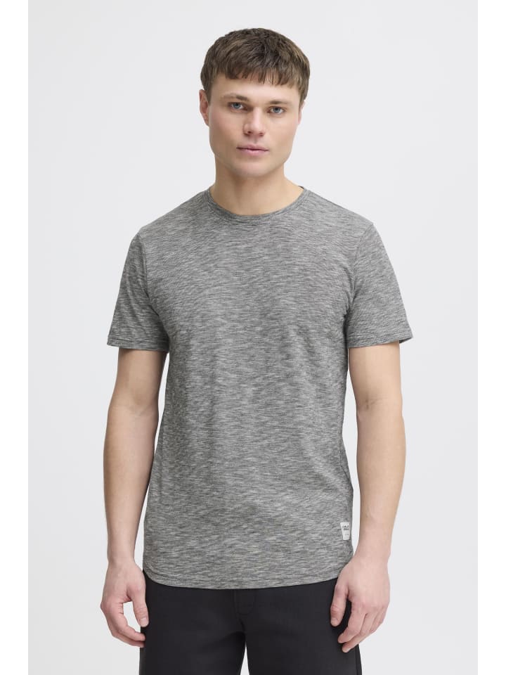 Рубашка SDFigos с круглым вырезом черного цвета !SOLID
Рубашка SDFigos с круглым вырезом черного цвета !SOLID