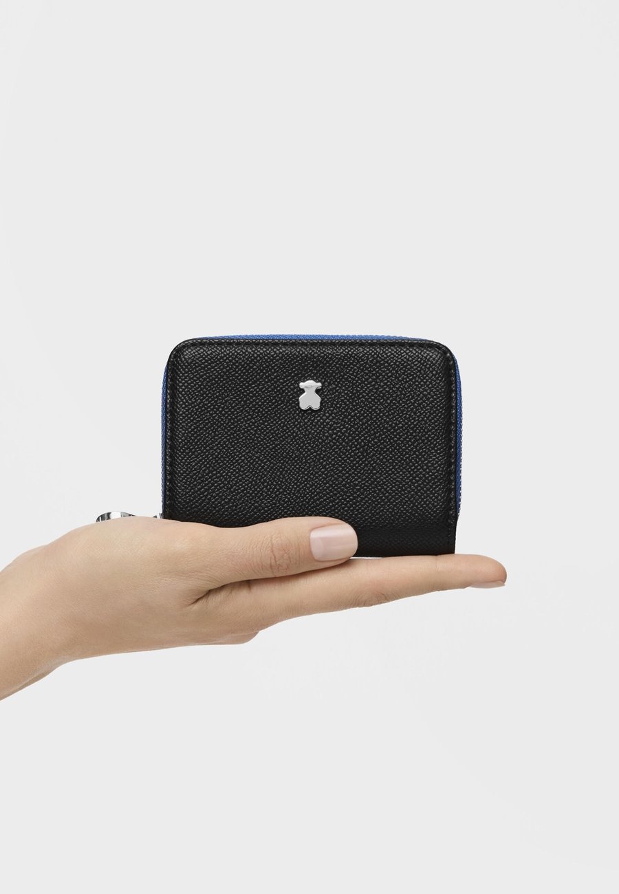 Кошелек Tous Wallet, Black
Кошелек Tous Wallet, Black