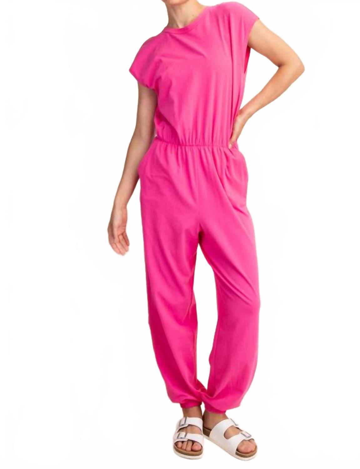 Свободный комбинезон Sia Open Back в вишневом цвете RAE MODE, Cerise
Свободный комбинезон Sia Open Back в вишневом цвете RAE MODE, Cerise