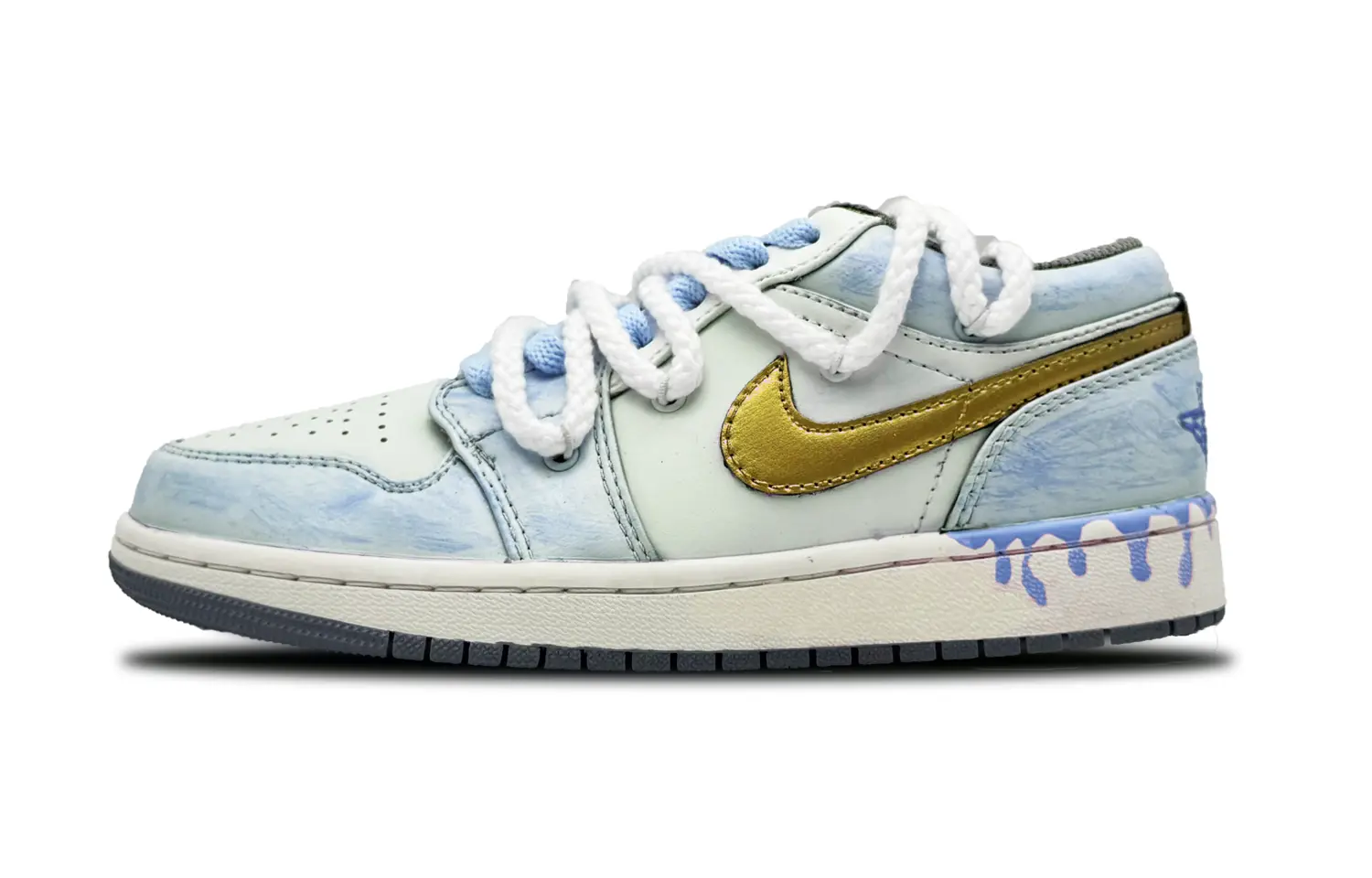 Jordan Кроссовки Air 1 с золотым покрытием устойчивые к истиранию морской солью низкие винтажные баскетбольные унисекс светло-голубые, цвет Light Blue
Jordan Кроссовки Air 1 с золотым покрытием устойчивые к истиранию морской солью низкие винтажные баскетбольные унисекс светло-голубые, цвет Light Blue