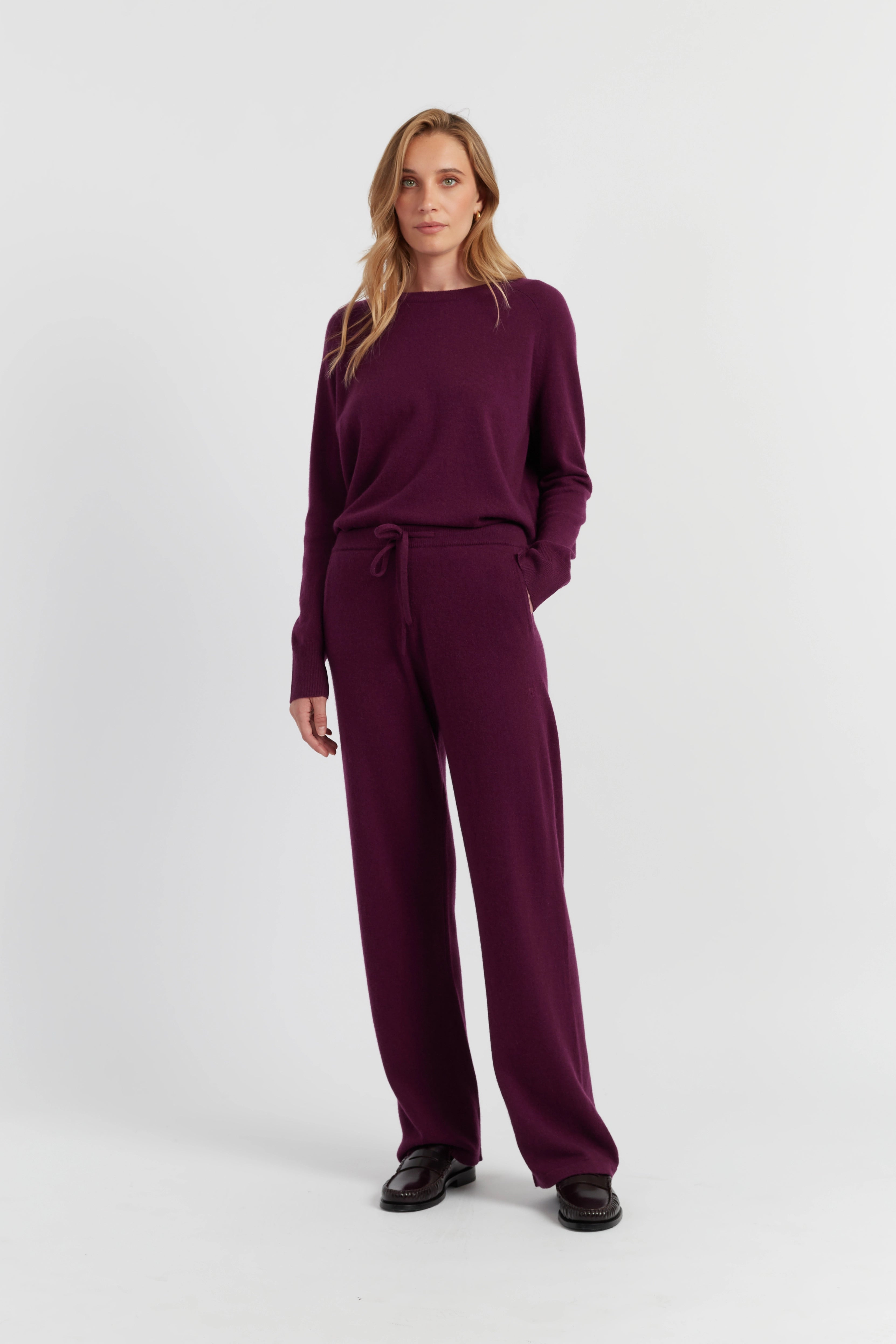 Широкие брюки из чистого кашемира Mulberry Chinti & Parker, mulberry
Широкие брюки из чистого кашемира Mulberry Chinti & Parker, mulberry