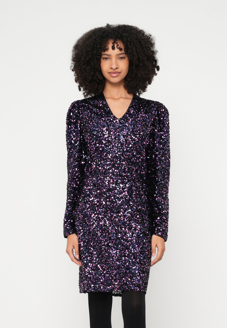 Платье Bruuns Bazaar AUREA MAGGIES DRESS, Aubergine/Purple
Платье Bruuns Bazaar AUREA MAGGIES DRESS, Aubergine/Purple