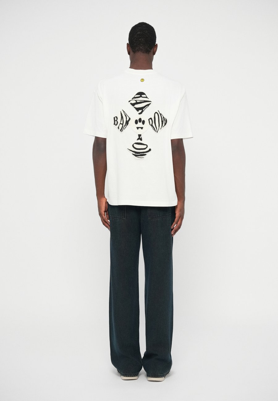 Футболка Barrow UNISEX, Off White/Off-White, Белый, Футболка Barrow UNISEX, Off White/Off-White
Футболка Barrow UNISEX, Off White/Off-White, Белый, Футболка Barrow UNISEX, Off White/Off-White