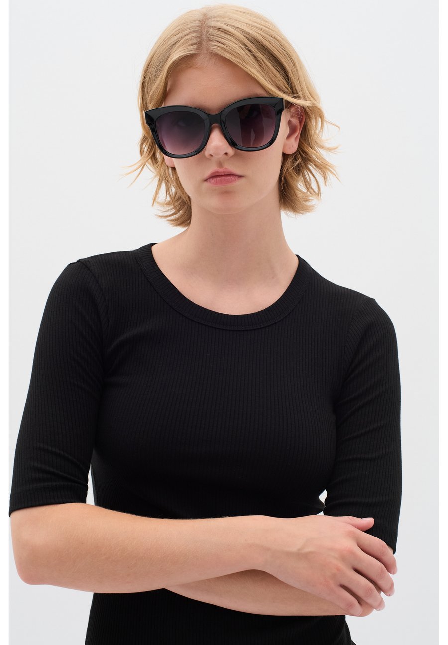 Солнцезащитные очки InWear Sunglasses, Black
Солнцезащитные очки InWear Sunglasses, Black
