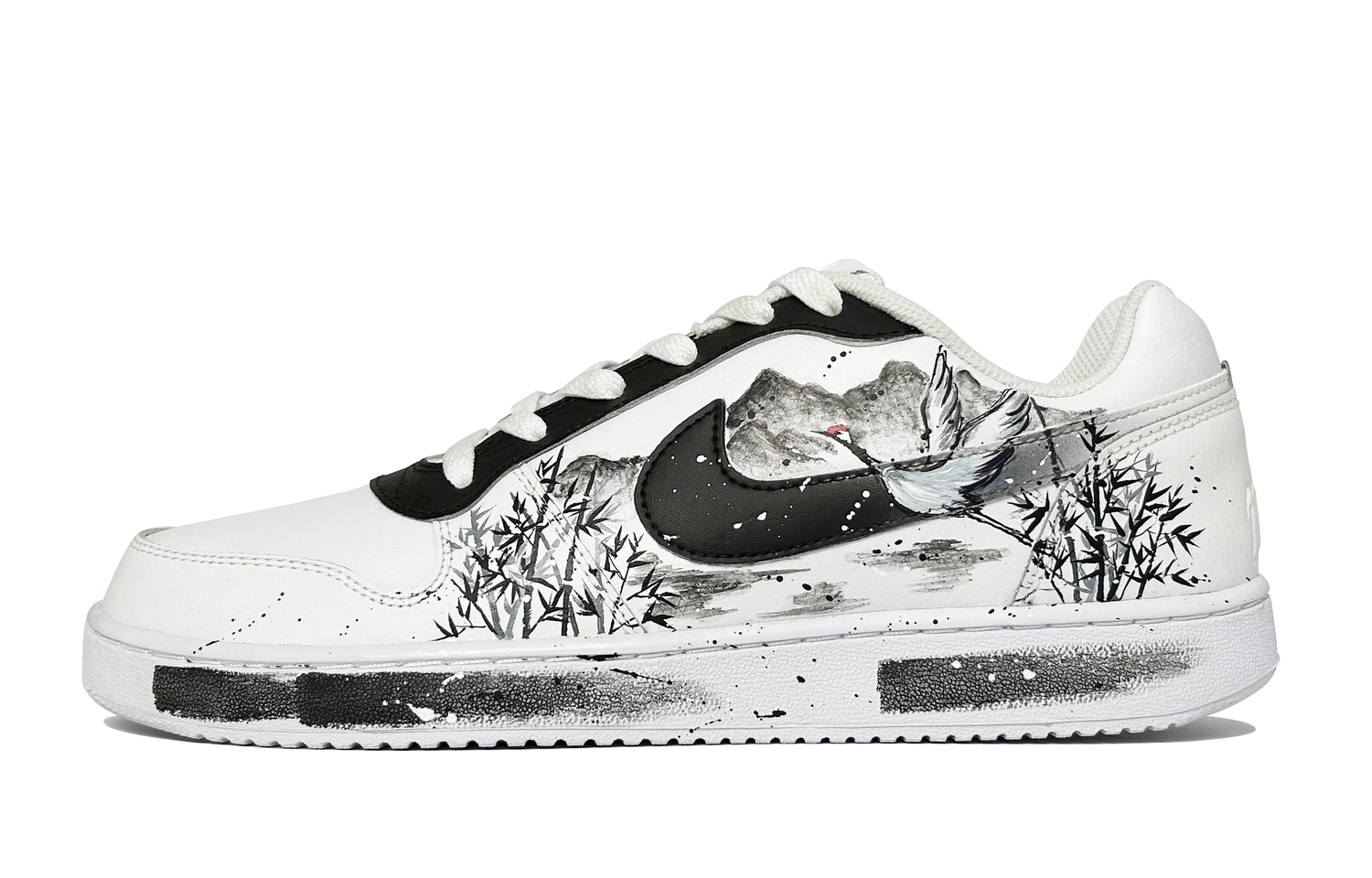 Кроссовки для скейтборда Unisex EBERNON Bamboo Forest Crane Coverage Abrasion Resistant низкие White Nike, черный
Кроссовки для скейтборда Unisex EBERNON Bamboo Forest Crane Coverage Abrasion Resistant низкие White Nike, черный