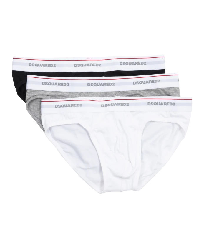 Простые трусы, 3 штуки в упаковке, с эластичным поясом. Dsquared2, мультиколор
Простые трусы, 3 штуки в упаковке, с эластичным поясом. Dsquared2, мультиколор