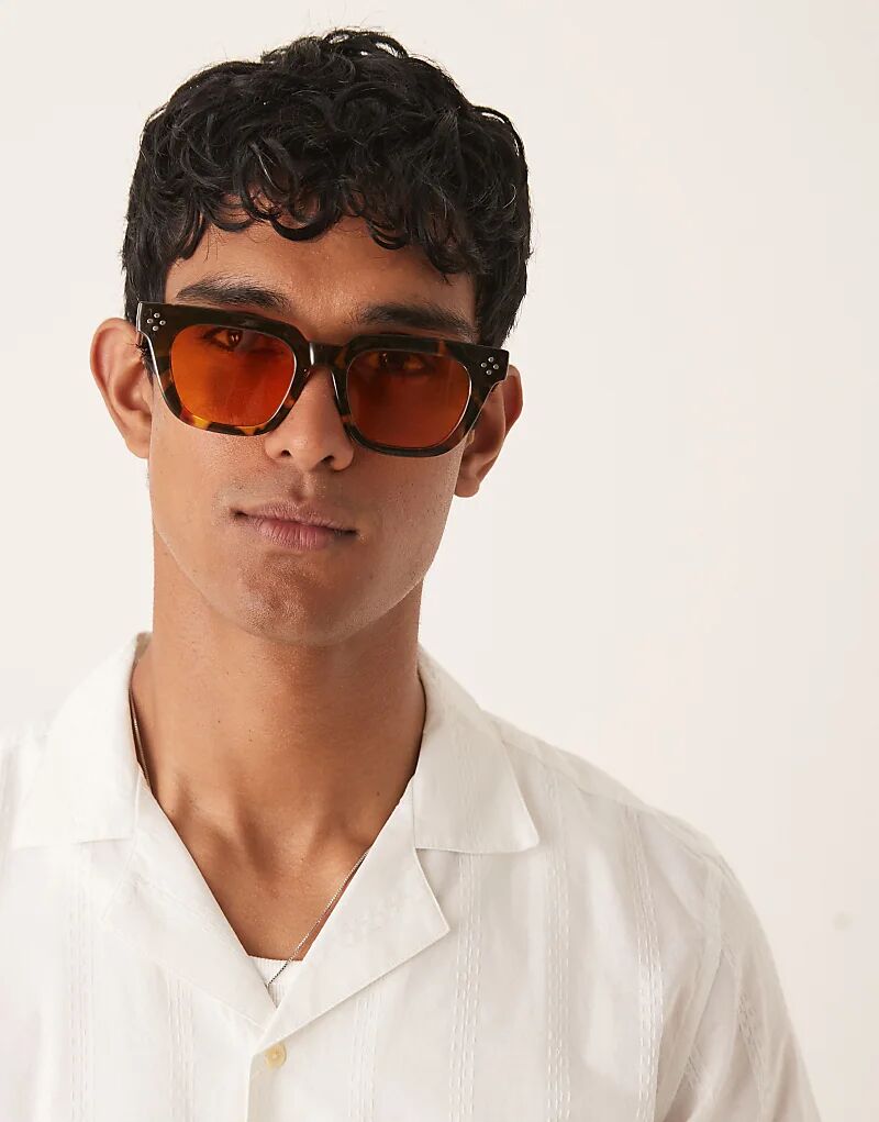 Солнцезащитные очки премиум-класса ASOS DESIGN в массивной квадратной оправе черепахового цвета с янтарными линзами
Солнцезащитные очки премиум-класса ASOS DESIGN в массивной квадратной оправе черепахового цвета с янтарными линзами