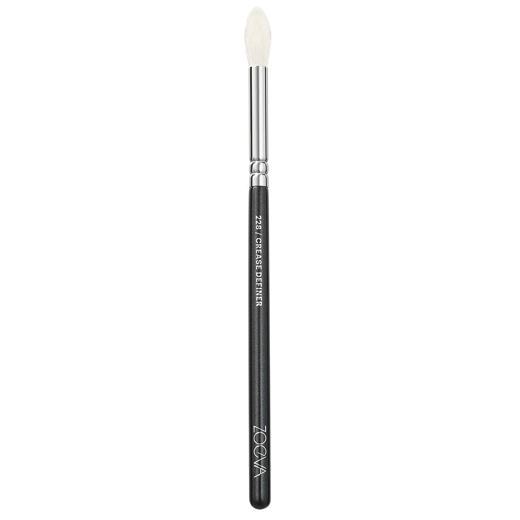 Кисть для теней 228 crease definer Zoeva, количество 1 шт.
Кисть для теней 228 crease definer Zoeva, количество 1 шт.