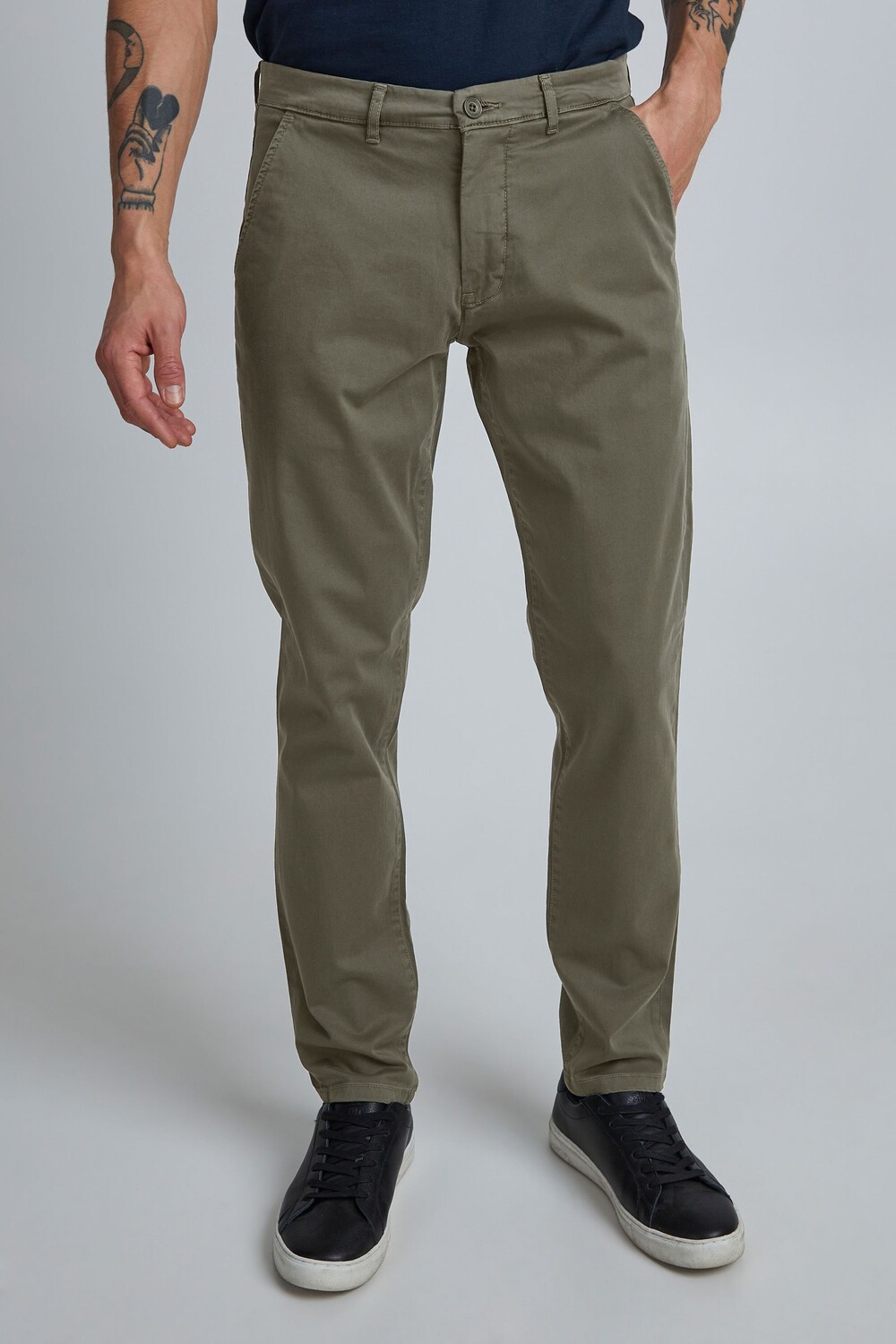 Тканевые брюки CASUAL FRIDAY Chino CFViggo 20503448, серый
Тканевые брюки CASUAL FRIDAY Chino CFViggo 20503448, серый