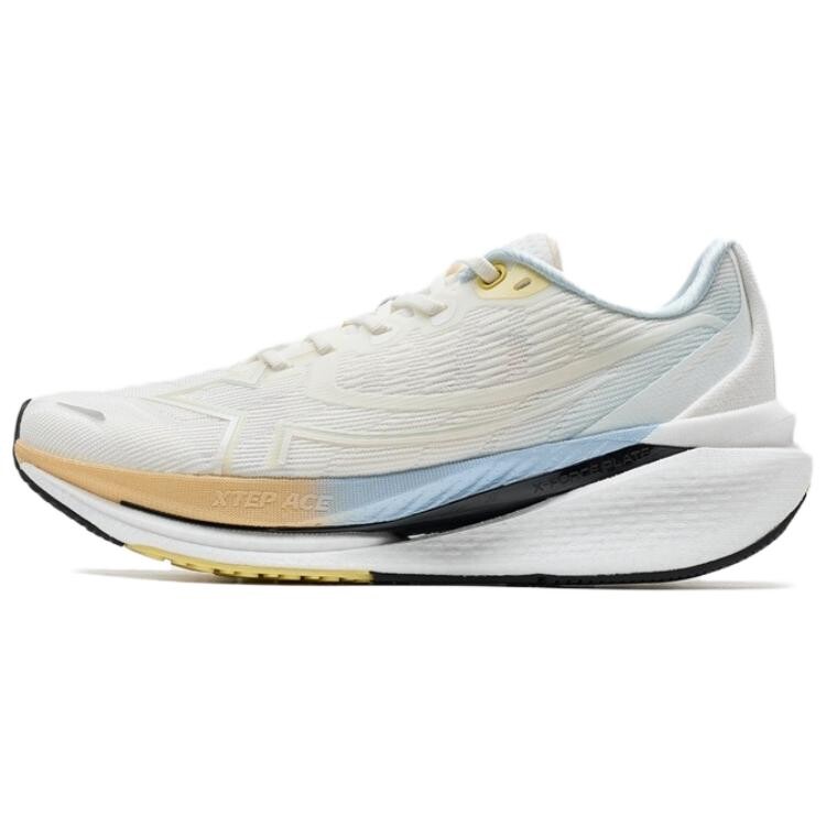 Кроссовки женские с низким верхом белые/синие/желтые/красные Xtep
Кроссовки женские с низким верхом белые/синие/желтые/красные Xtep