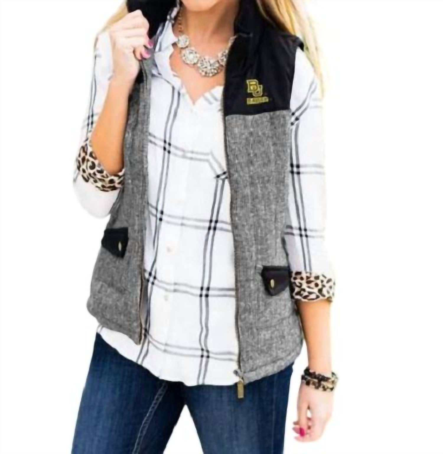 Жилет для подготовки к Бэйлорскому университету в сером цвете Gameday Couture, серый
Жилет для подготовки к Бэйлорскому университету в сером цвете Gameday Couture, серый