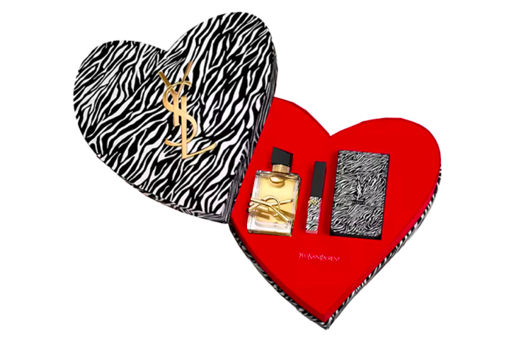 SAINT LAURENT Набор духов лимитированная серия eau de parfum лаванда апельсин 1966+бесплатная вода 50 мл
SAINT LAURENT Набор духов лимитированная серия eau de parfum лаванда апельсин 1966+бесплатная вода 50 мл