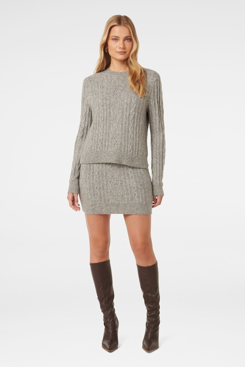 Кабельный соединитель Rosie Forever New, серый
Кабельный соединитель Rosie Forever New, серый