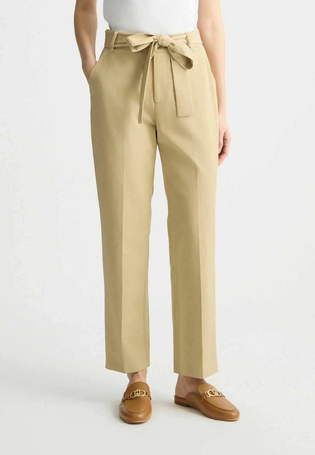 Чиносы WITH BELT LIU JO, бежевый
Чиносы WITH BELT LIU JO, бежевый