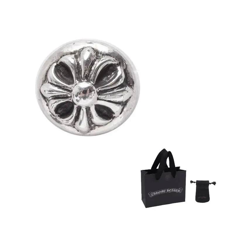 Серьги-гвоздики женские Chrome Hearts, серебряный
Серьги-гвоздики женские Chrome Hearts, серебряный