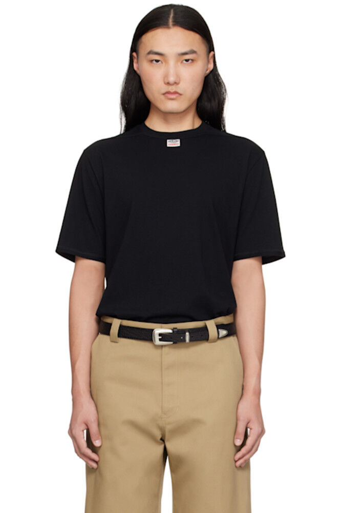 Черная футболка с рисунком «реверс» Commission
Черная футболка с рисунком «реверс» Commission