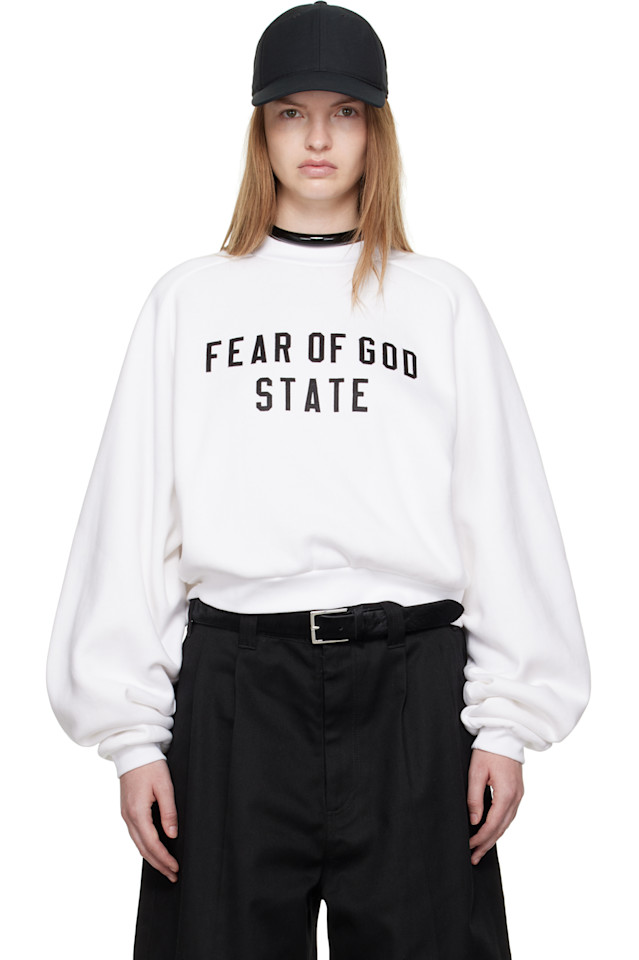 Fear Of God Essentials Белая флисовая толстовка с рукавами реглан и круглым вырезом
Fear Of God Essentials Белая флисовая толстовка с рукавами реглан и круглым вырезом