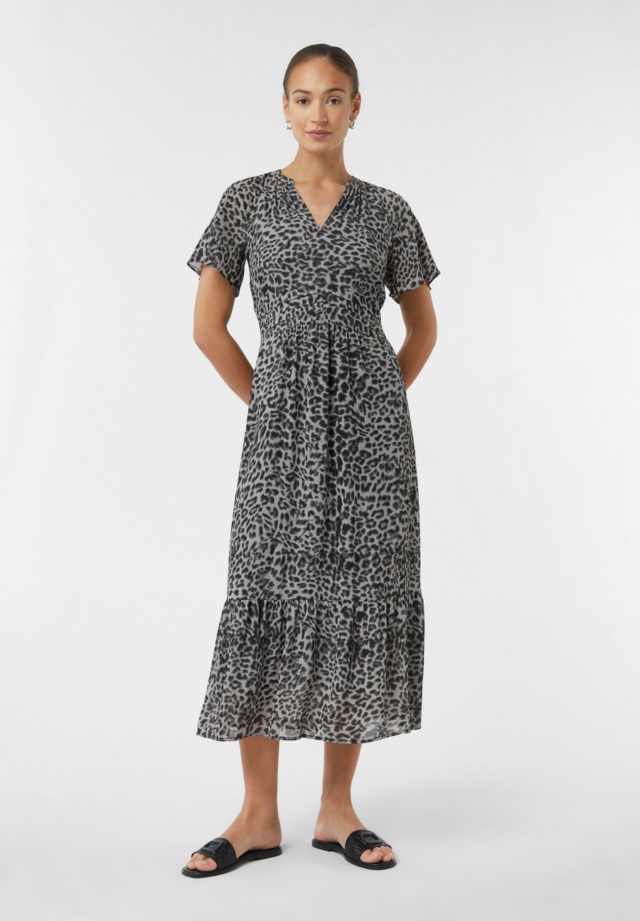 Платье comma Day dress, Schwarz/Anthracite
Платье comma Day dress, Schwarz/Anthracite