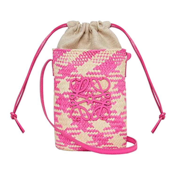 LOEWE Плечевая сумка из пальмового волокна и натуральной кожи
LOEWE Плечевая сумка из пальмового волокна и натуральной кожи