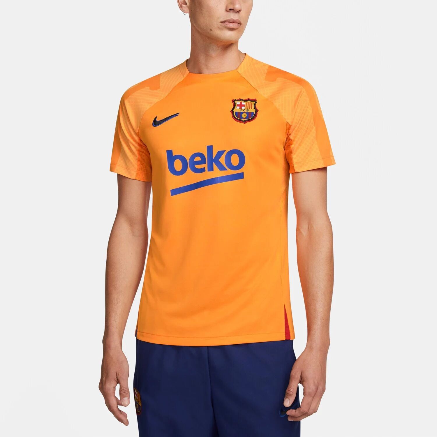 Мужская оранжевая футболка Барселона Strike 2021/22 Nike, Оранжевый, Мужская оранжевая футболка Барселона Strike 2021/22 Nike
Мужская оранжевая футболка Барселона Strike 2021/22 Nike, Оранжевый, Мужская оранжевая футболка Барселона Strike 2021/22 Nike