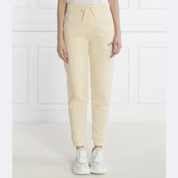 Спортивные брюки свободного кроя Easy Jogger 3 Hugo, бежевый
Спортивные брюки свободного кроя Easy Jogger 3 Hugo, бежевый