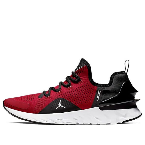 Кроссовки Air Jordan React Havoc 'Gym Red Black', красный
Кроссовки Air Jordan React Havoc 'Gym Red Black', красный