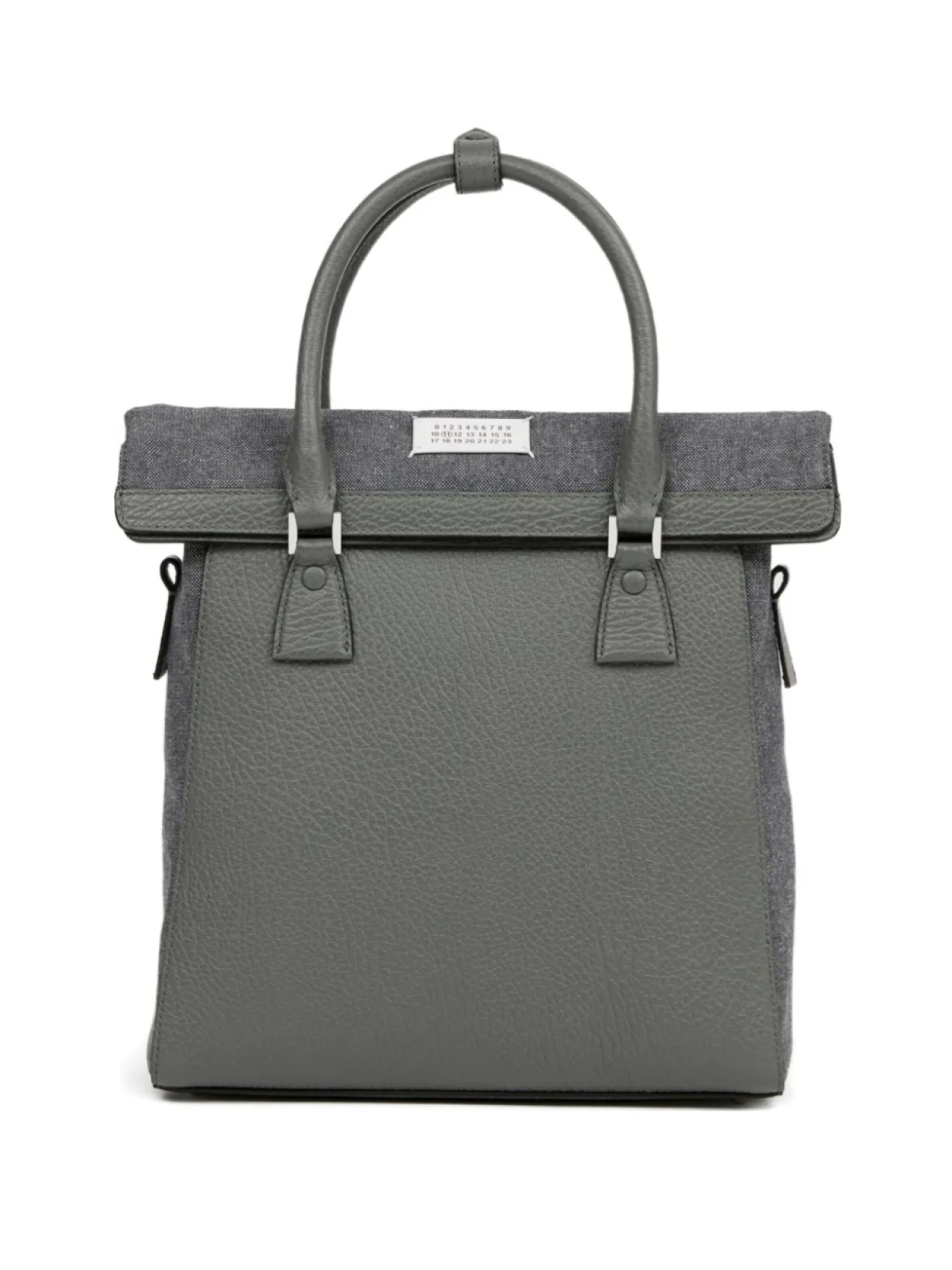 Маленький 5AC Daily Vertical рюкзак Maison Margiela, серый
Маленький 5AC Daily Vertical рюкзак Maison Margiela, серый