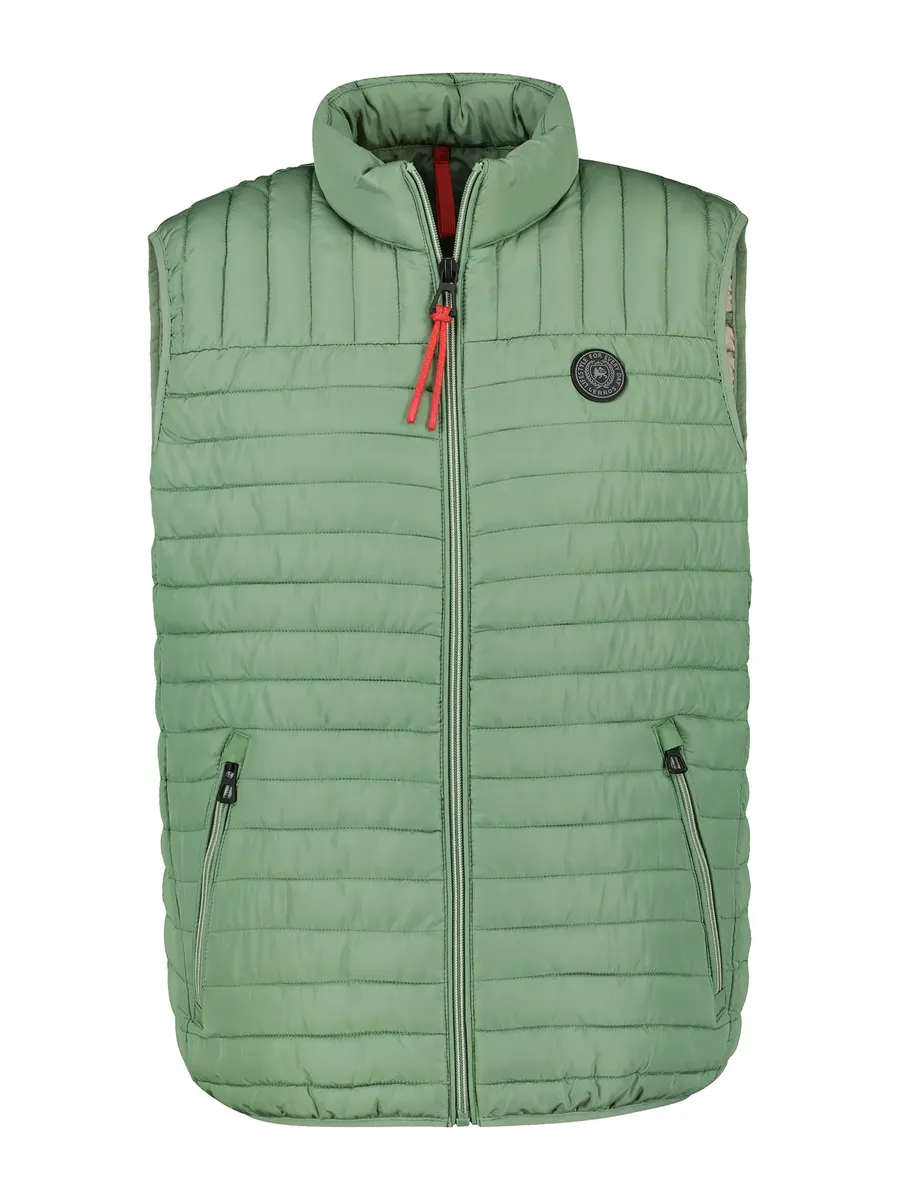 Стеганый жилет LERROS "Легкий стеганый жилет LERROS с воротником стойкой", зеленый
Стеганый жилет LERROS "Легкий стеганый жилет LERROS с воротником стойкой", зеленый