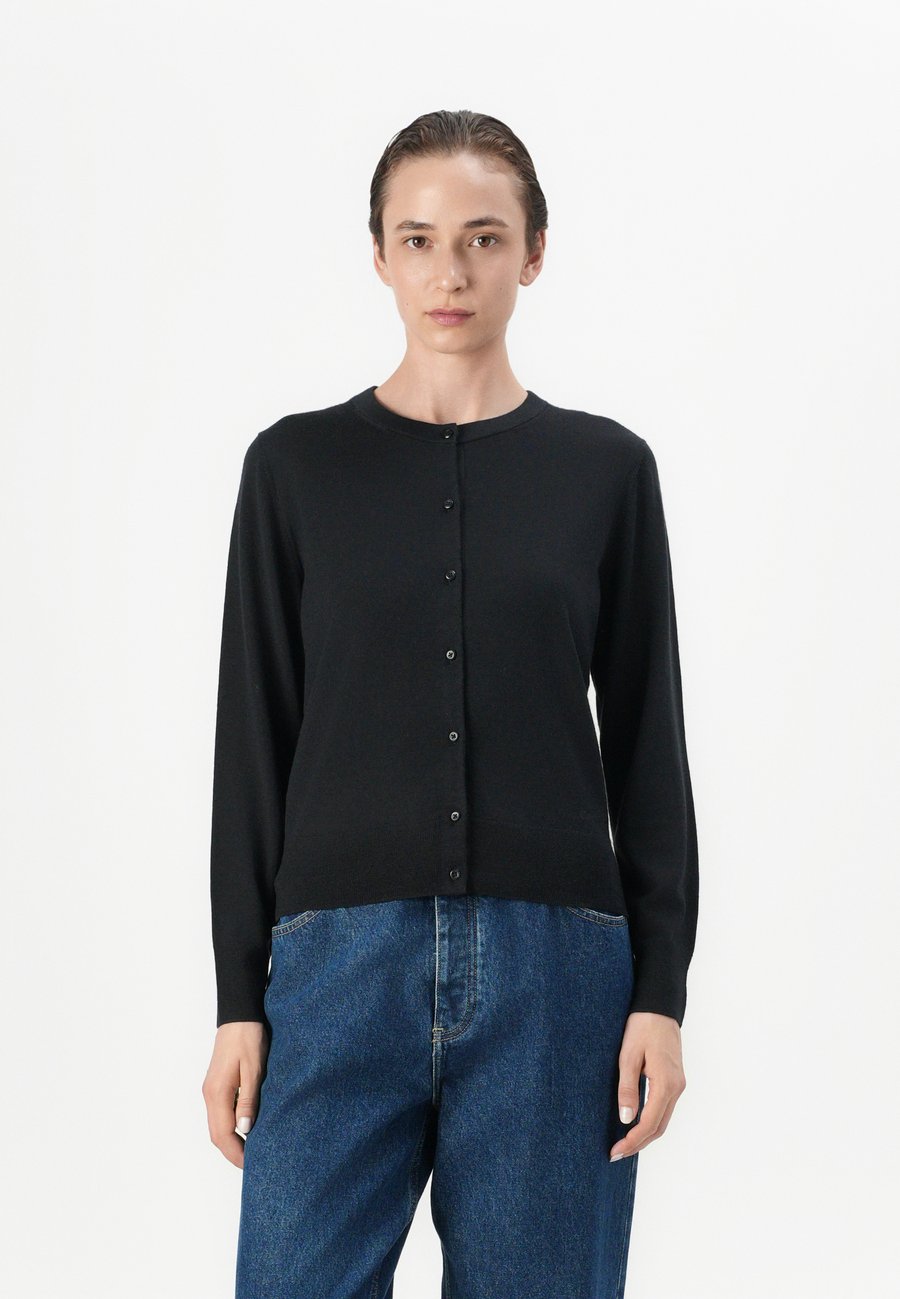 Кардиган Calvin Klein CARDIGAN, Black
Кардиган Calvin Klein CARDIGAN, Black