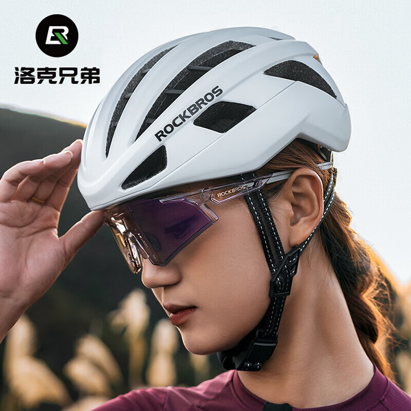 Велосипедный шлем ROCKBROS ветрозащитный аэродинамический унисекс, белый
Велосипедный шлем ROCKBROS ветрозащитный аэродинамический унисекс, белый