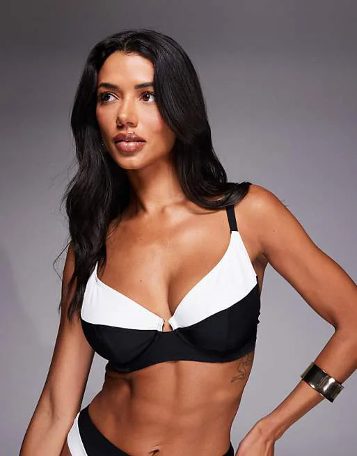 Черно-белый лиф бикини на косточках Wolf & Whistle, Черный, Черно-белый лиф бикини на косточках Wolf & Whistle
Черно-белый лиф бикини на косточках Wolf & Whistle, Черный, Черно-белый лиф бикини на косточках Wolf & Whistle