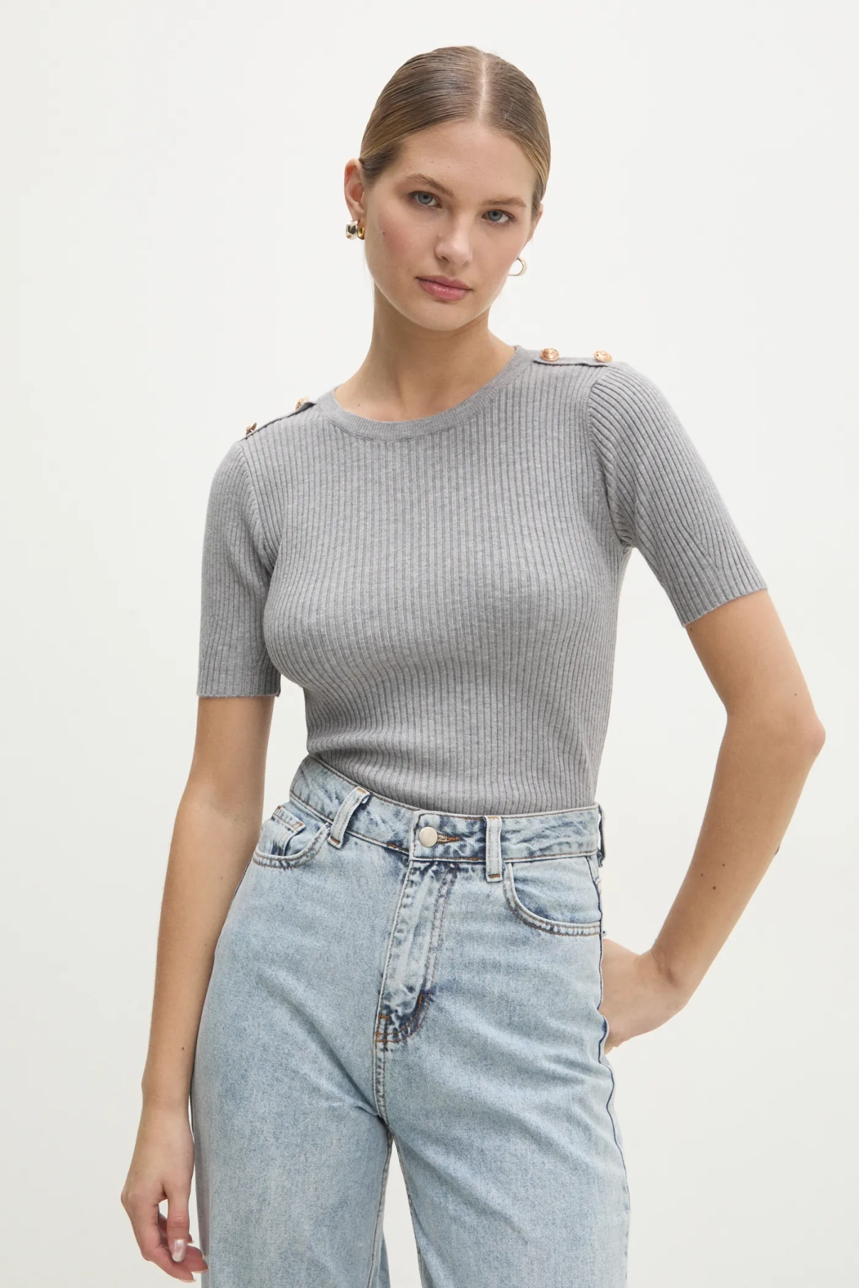 Свитер Answear Lab, серый
Свитер Answear Lab, серый