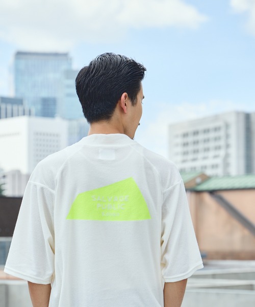 SALVAGE PUBLIC Kolepa Футболка, крой оверсайз, бренд Salvage Public, цвет белый
SALVAGE PUBLIC Kolepa Футболка, крой оверсайз, бренд Salvage Public, цвет белый