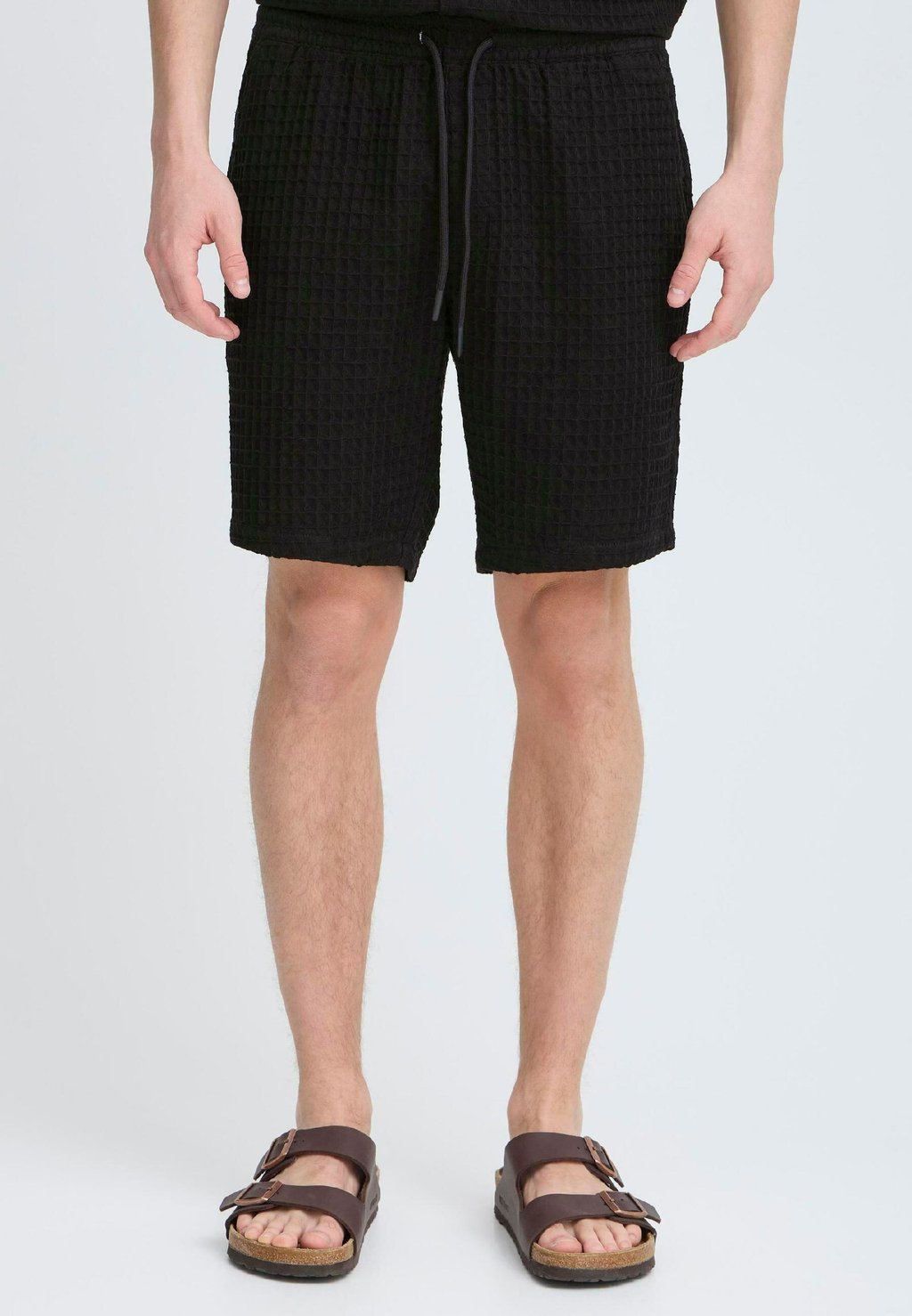 Шорты KSEarnest Kronstadt, черный
Шорты KSEarnest Kronstadt, черный