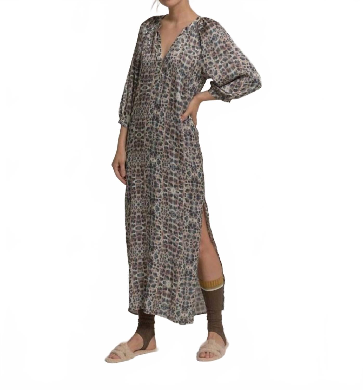 Женское платье Фез в анималистичном принте CALi DREAMiNG, Animal Art Print
Женское платье Фез в анималистичном принте CALi DREAMiNG, Animal Art Print