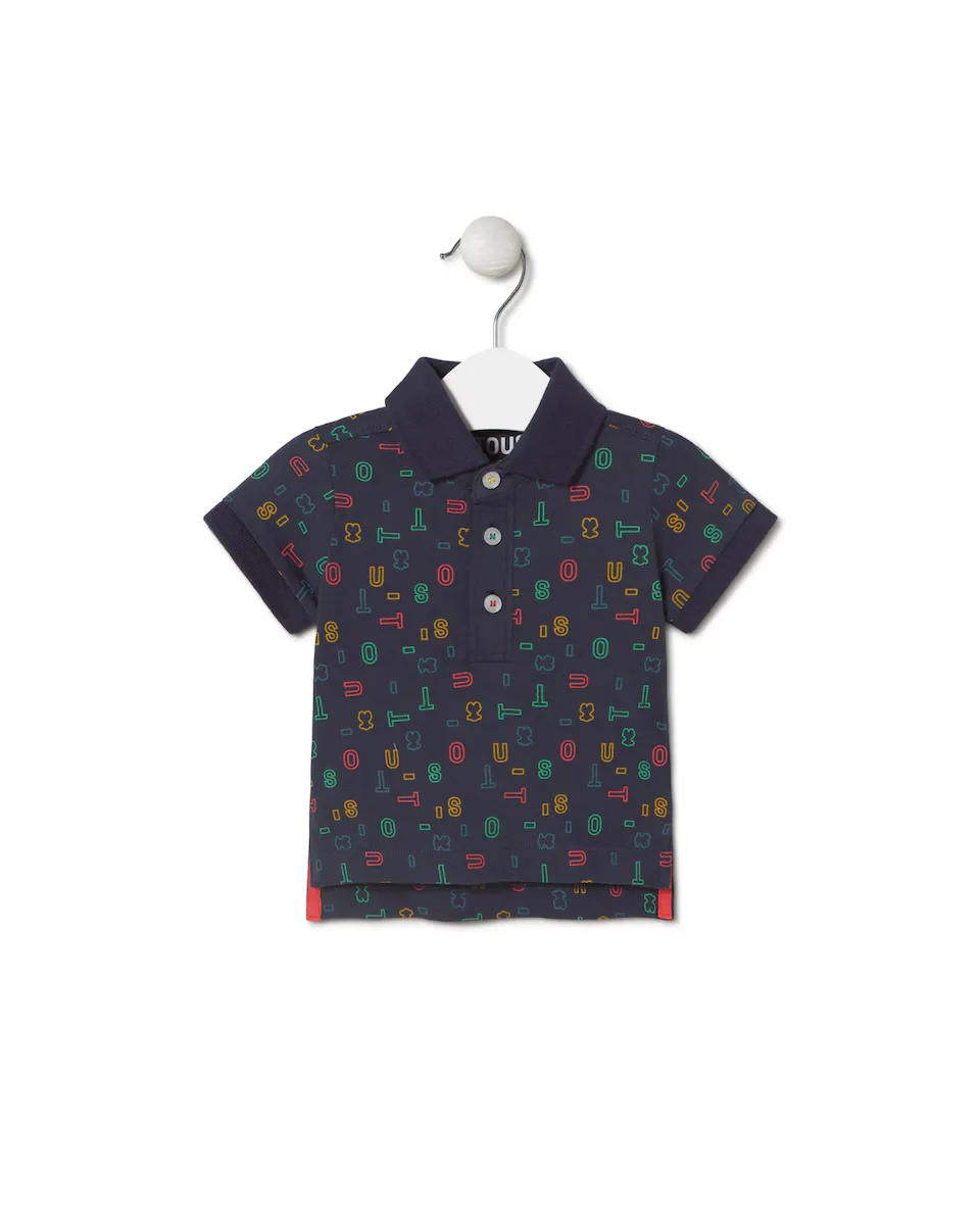 Детский хлопковый поло для мальчика с разноцветным логотипом в виде букв Tous, темно-синий
Детский хлопковый поло для мальчика с разноцветным логотипом в виде букв Tous, темно-синий
