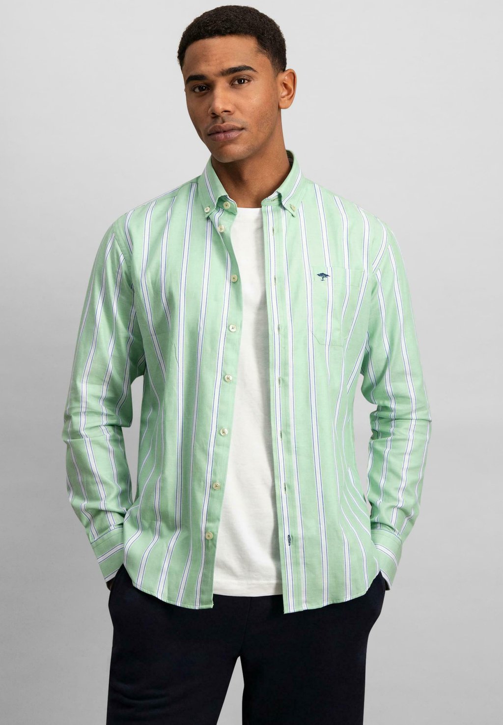 Рубашка LANGARM Fynch-Hatton, зеленый
Рубашка LANGARM Fynch-Hatton, зеленый